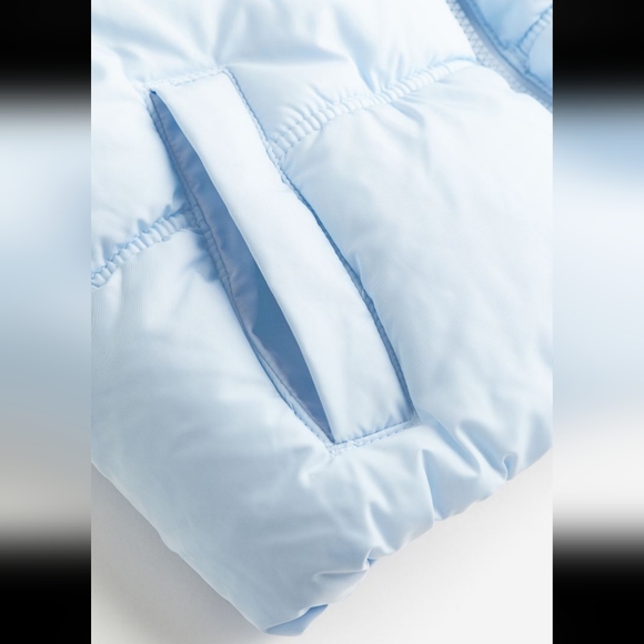 Puffer Cropped Vest - Small - Picture 10 of 11